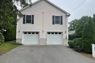4 Brook, Stoneham, MA 02180 - Photo 2
