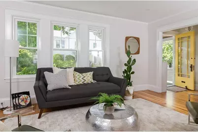 32 Newport St #1, Arlington, MA 02476 - Photo 2