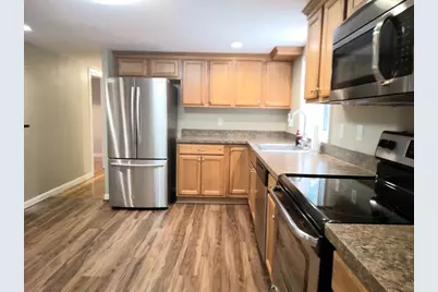 42 Lowell Rd, Pepperell, MA 01463 - Photo 8