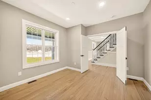 10 Falcon Dr, Shrewsbury, MA 01545 - Photo 10