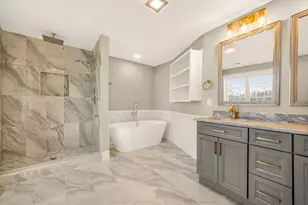 10 Falcon Dr, Shrewsbury, MA 01545 - Photo 22