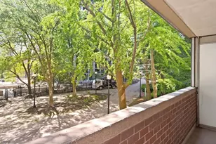 9 Hawthorne Pl, Boston, MA 02114 - Photo 10