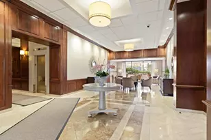 9 Hawthorne Pl, Boston, MA 02114 - Photo 1