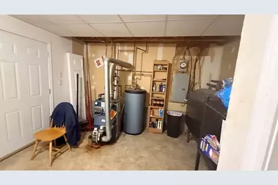 297 Elm St, Somerset, MA 02726 - Photo 28