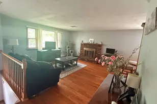 297 Elm St, Somerset, MA 02726 - Photo 8