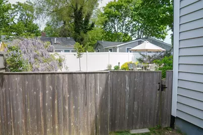16 Dartmouth St, Barnstable, MA 02601 - Photo 16