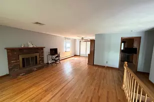 297 Elm St, Somerset, MA 02726 - Photo 6