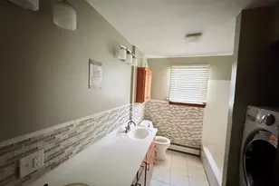 297 Elm St, Somerset, MA 02726 - Photo 10