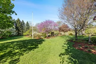 10 Andrea Dr, Hopkinton, MA 01748 - Photo 16