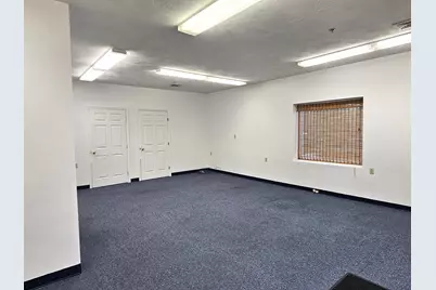 25 Bridge St #4, Billerica, MA 01821 - Photo 2