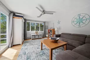 11 W Winkley St, Amesbury, MA 01913 - Photo 12
