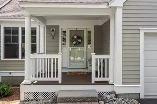 3 Flint Pond Dr, Grafton, MA 01536 - Photo 2