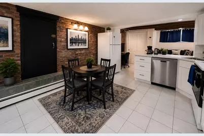 14 Grove St. #1, Boston, MA 02114 - Photo 4