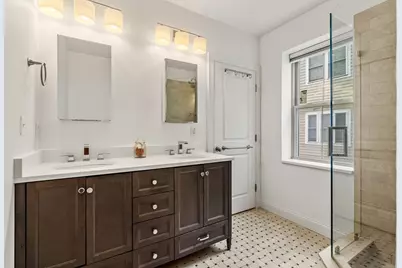 236 E Street #1, Boston, MA 02127 - Photo 6