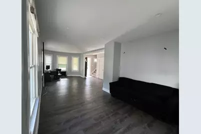 19 Wareham St, Springfield, MA 01108 - Photo 8