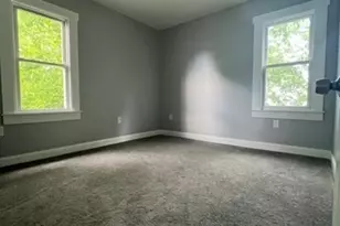 19 Wareham St, Springfield, MA 01108 - Photo 4
