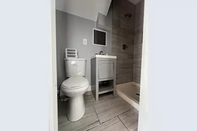 19 Wareham St, Springfield, MA 01108 - Photo 10