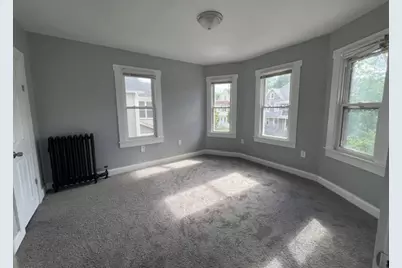 19 Wareham St, Springfield, MA 01108 - Photo 6