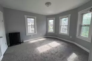 19 Wareham St, Springfield, MA 01108 - Photo 6