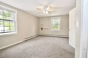 37 Green St, Gloucester, MA 01930 - Photo 22