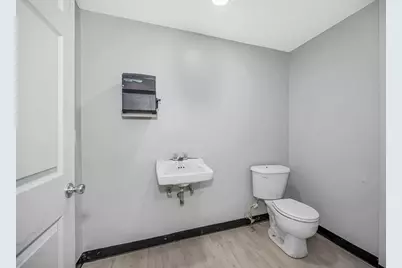 230 Cumberland Rd, Lowell, MA 01850 - Photo 12