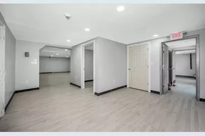 230 Cumberland Rd, Lowell, MA 01850 - Photo 20