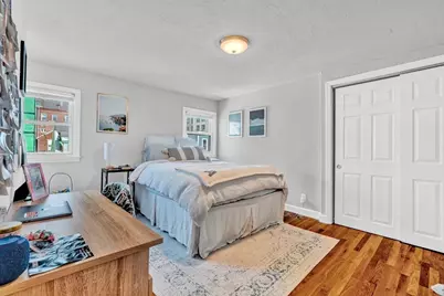 442 W 4th #2, Boston, MA 02127 - Photo 8