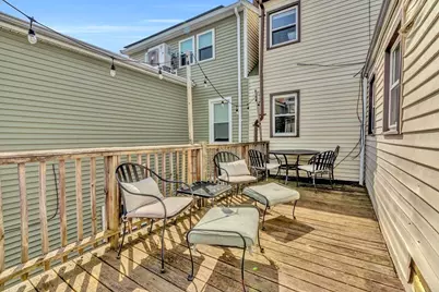 442 W 4th #2, Boston, MA 02127 - Photo 12