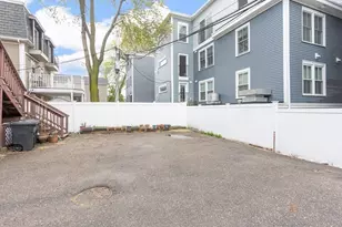 119 W 3rd, Boston, MA 02127 - Photo 22