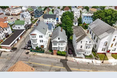 184 County St, New Bedford, MA 02740 - Photo 2