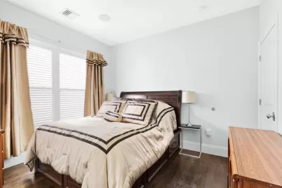 15 Preble St #5, Boston, MA 02127 - Photo 6