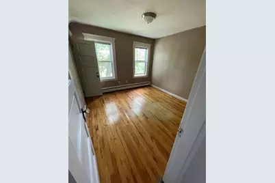 16 Svenson Ave, Worcester, MA 01607 - Photo 4