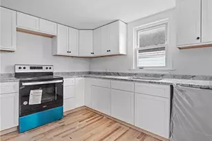 85 Manistee St, Pawtucket, RI 02861 - Photo 4