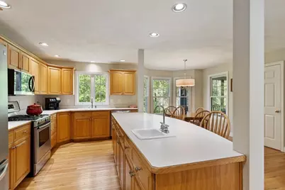 2 Laury Ln, Littleton, MA 01460 - Photo 6