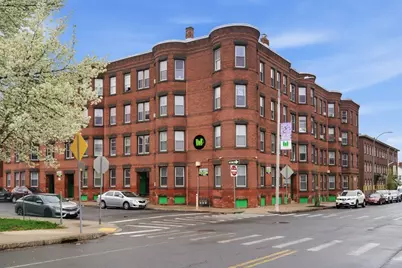 194 Lyman St 3rd FL #15, Holyoke, MA 01040 - Photo 1