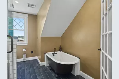 4 Westland St, Worcester, MA 01602 - Photo 32