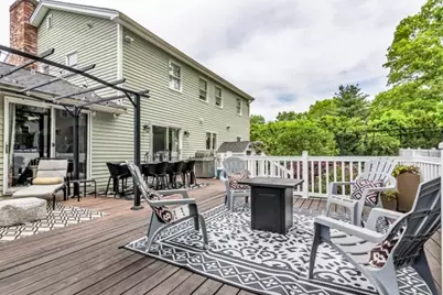 19 Bridgham St, Methuen, MA 01844 - Photo 28