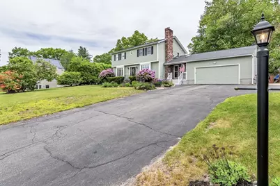 19 Bridgham St, Methuen, MA 01844 - Photo 2