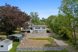 235 Middleboro Rd, Freetown, MA 02717 - Photo 40
