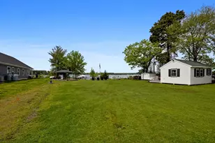 235 Middleboro Rd, Freetown, MA 02717 - Photo 32