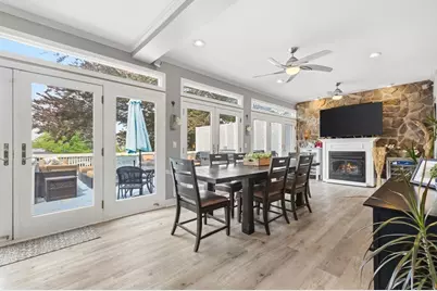 235 Middleboro Rd, Freetown, MA 02717 - Photo 6