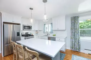 2 Amherst Rd, Andover, MA 01810 - Photo 8