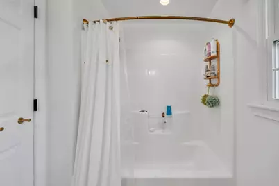 94 Hartford Ave W, Mendon, MA 01756 - Photo 20