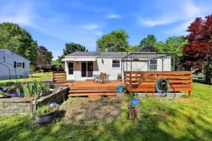 29 Hudson St, Springfield, MA 01118 - Photo 24