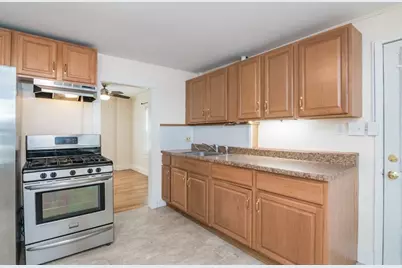 15-24 Paquette Ave & 142-144 Main St, Northampton, MA 01060 - Photo 14
