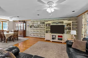 394 Lees River Ave, Somerset, MA 02725 - Photo 14