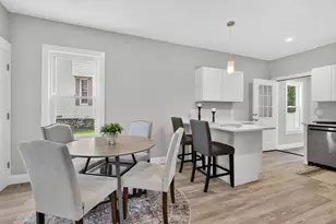 28 Greendale Ave, Worcester, MA 01606 - Photo 12