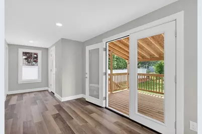 28 Greendale Ave, Worcester, MA 01606 - Photo 32