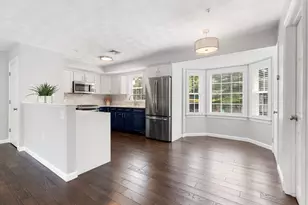 2 Ricciuti Dr, Quincy, MA 02169 - Photo 10