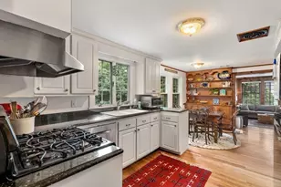 11 Nantucket Rd, Wellesley, MA 02481 - Photo 10